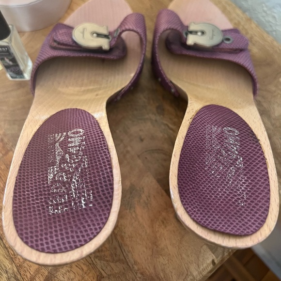 Salvatore Ferragamo Sandels - Picture 10 of 10